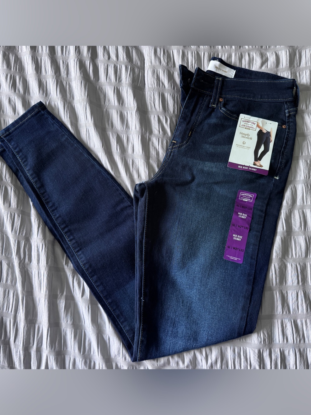 Signature by Levi Strauss Indigo Mid Rise Skinny Jeans